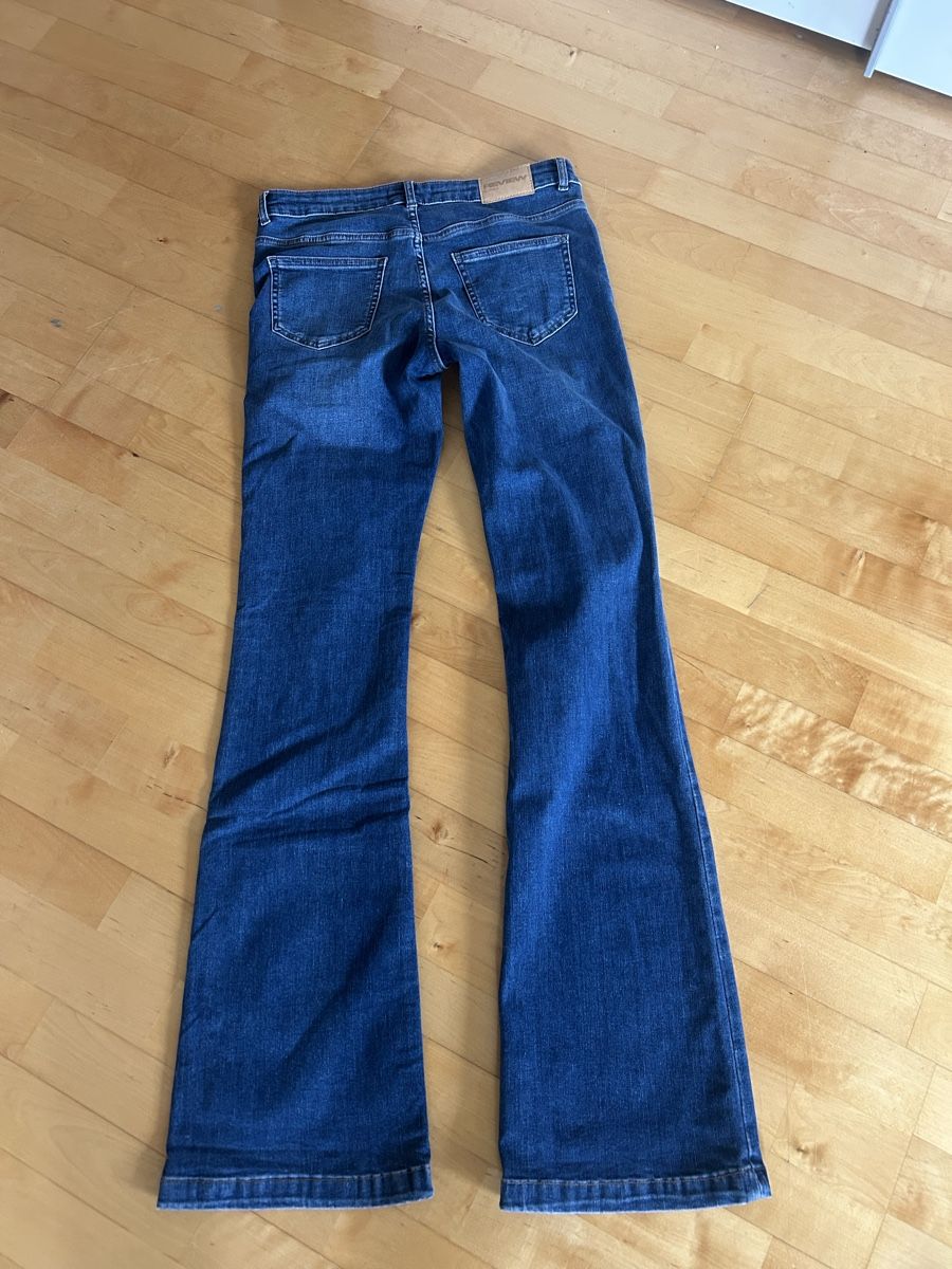 Jeans: Review Jeans, Gr.30, flare – Nuovo (secondo la descrizione) da Horgen venduto da Daniel99999 1