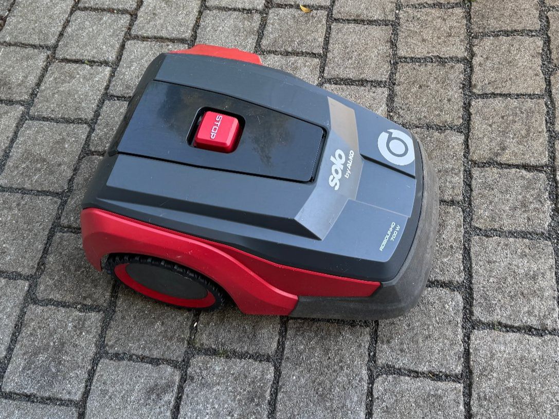 Al-ko Tagliaerba: Mähroboter - AL-KO Robolinho 700 W  - bis 700 m2 – Usato da Thalwil venduto da Stoffeman