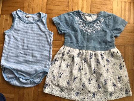 Herziges Kleidchen + Body H&M Grösse 86 - Porto 3.40