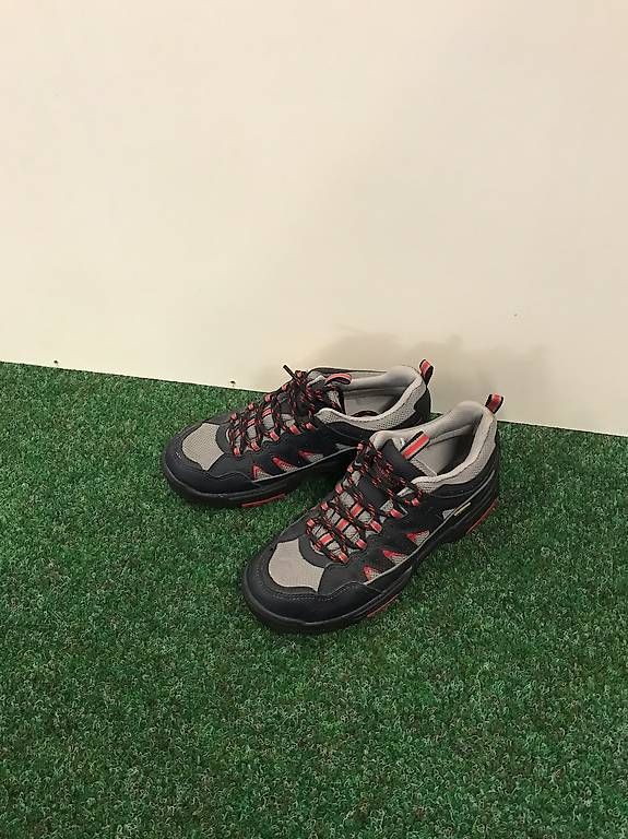 Chaussures garçon: Kinder Freizeit/Wanderschuhe NEU – D'occasion à Kerns par inspo