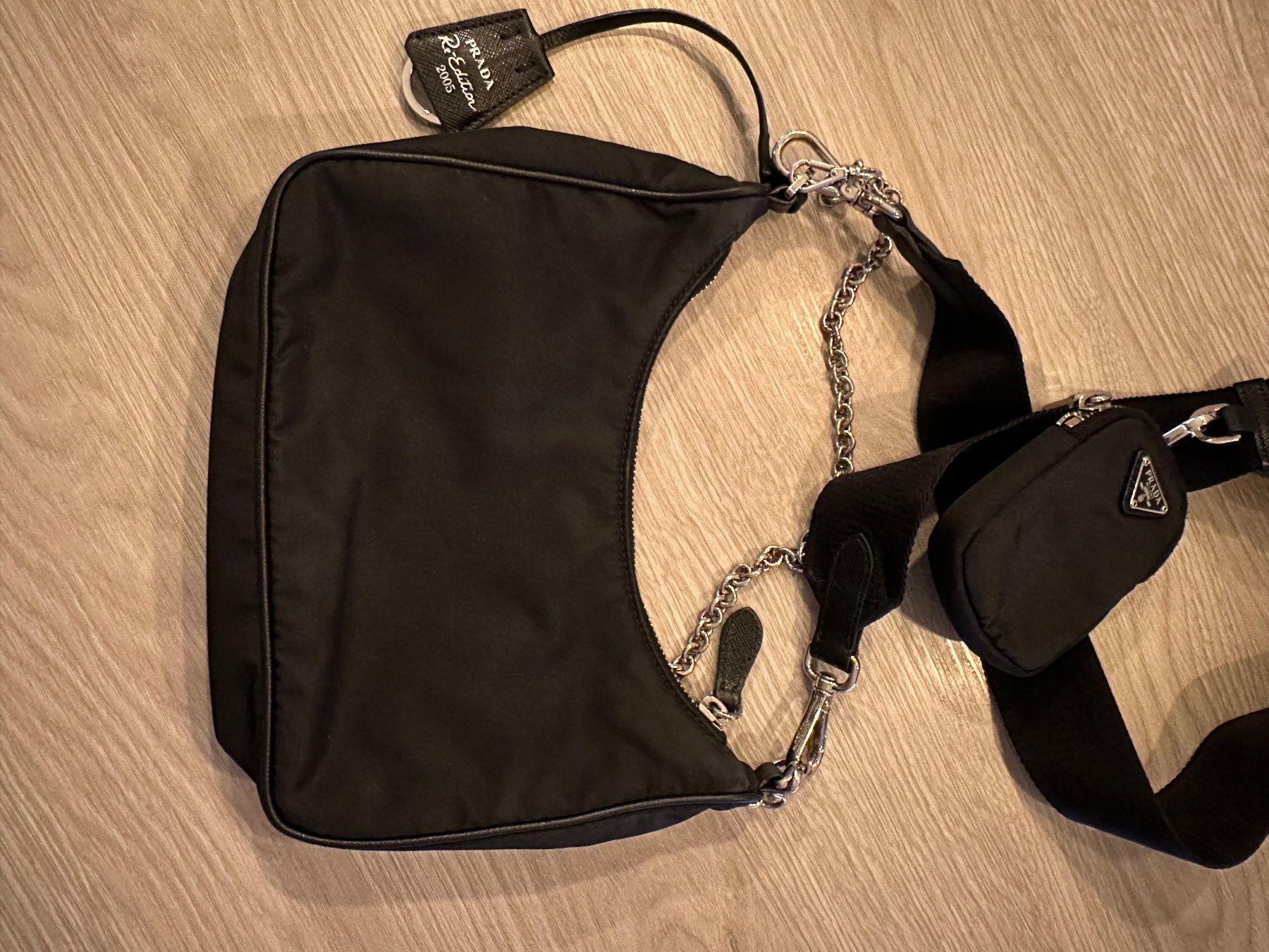 Prada Borse da donna: Pochette Re-Nylon en toile Prada – Nuovo (secondo la descrizione) da Montpreveyres venduto da Donlaeti25 3