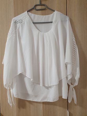 Damen Bluse Weiss Grösse L Spitzeneinsatz ärmel Neuwertig
