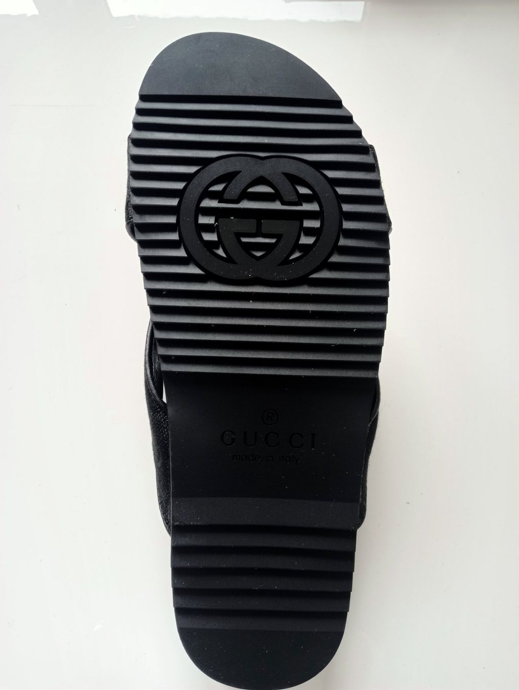 Gucci Scarpe da uomo: Gucci slide sandals – Nuovo (secondo la descrizione) da Oberdorf NW venduto da ale_6r6c 4