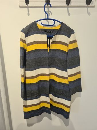 Hallhuber Strickjacke Gr. 36 - Perfekt für den Herbst