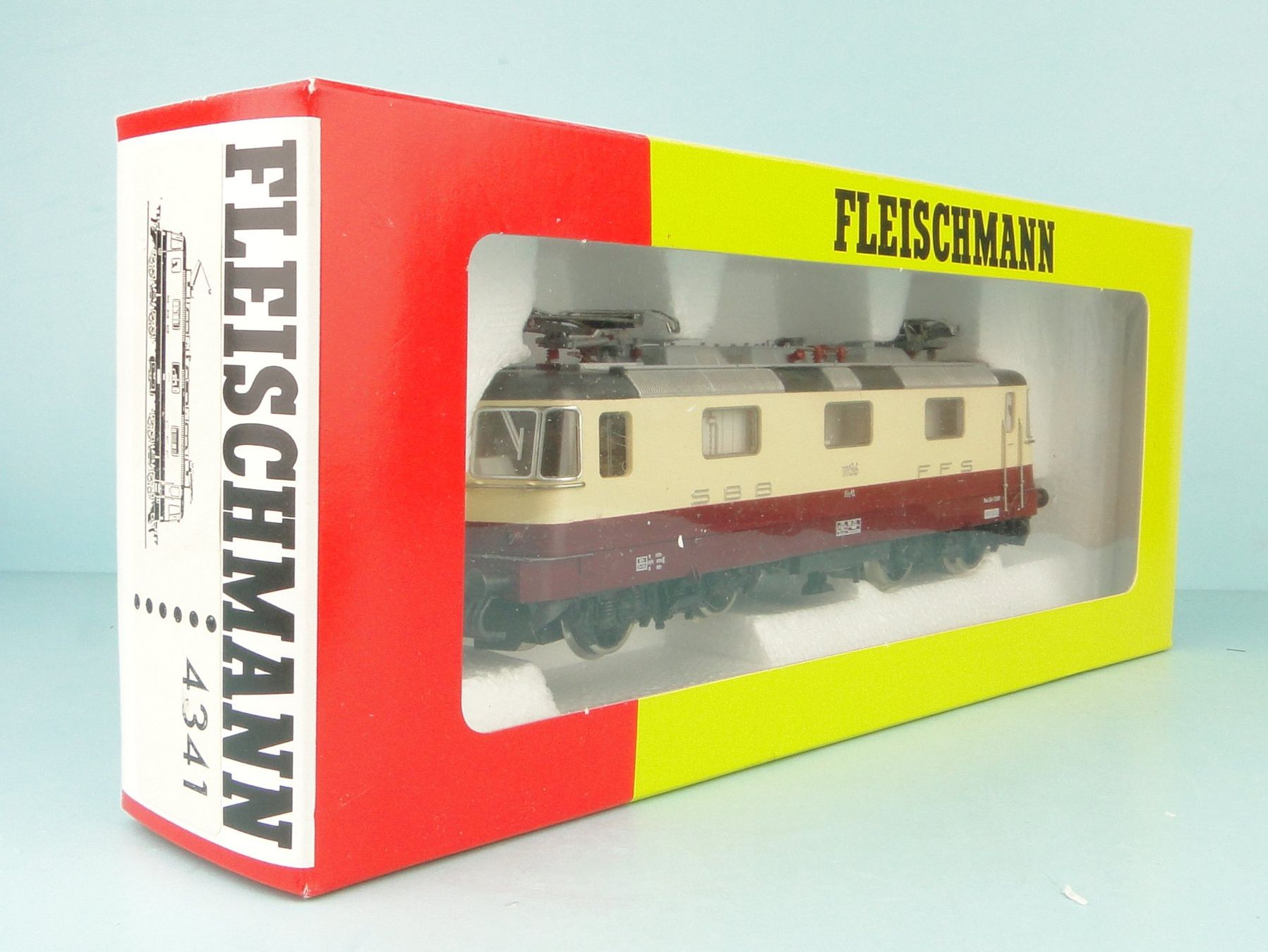 Fleischmann Modellini di ferrovie: Fleischmann 4341 SBB Re 4/4 TEE, Neuwertig – Usato da Bülach venduto da cann11 6