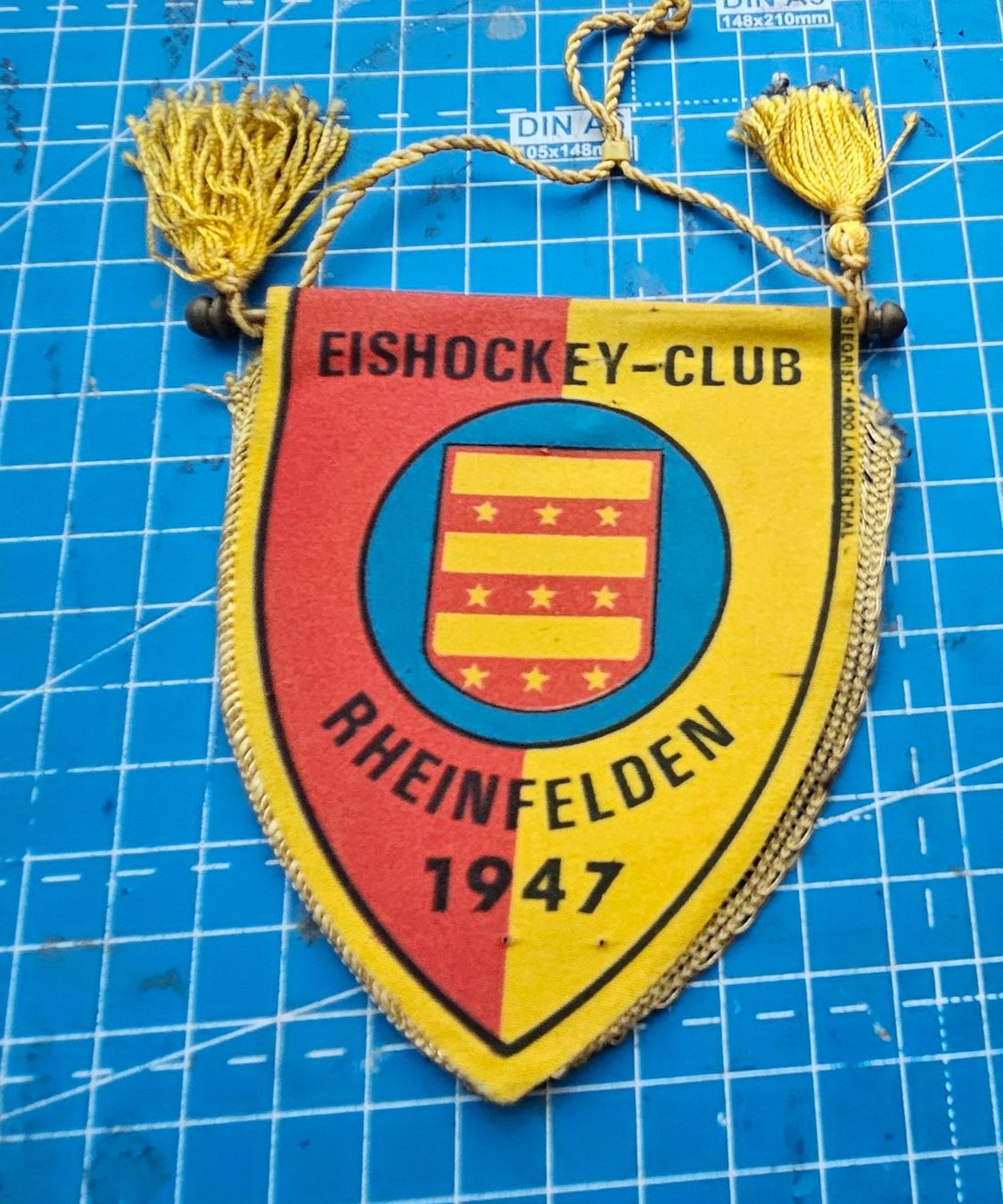 Bandiere: Wimpel EC Rheinfelden – Usato da Bern venduto da core1965