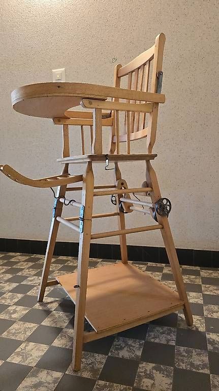 Seggioloni: Kinderhochsitz verstellbar antik – Usato da Spiegel b. Bern venduto da Gerber100