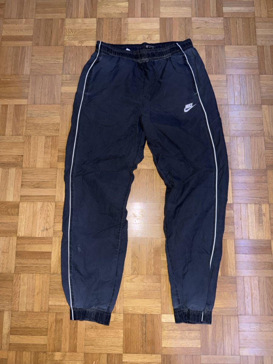 Hosen: Nike Jogginghose schwarz Size M – Gebraucht aus Dietikon von jagamel