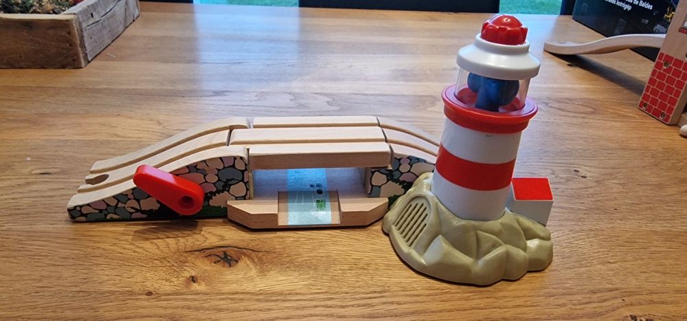 Holzbahn Hebebrücke - Kompatibel Mit Holzeisenbahn Sets Für Kinder