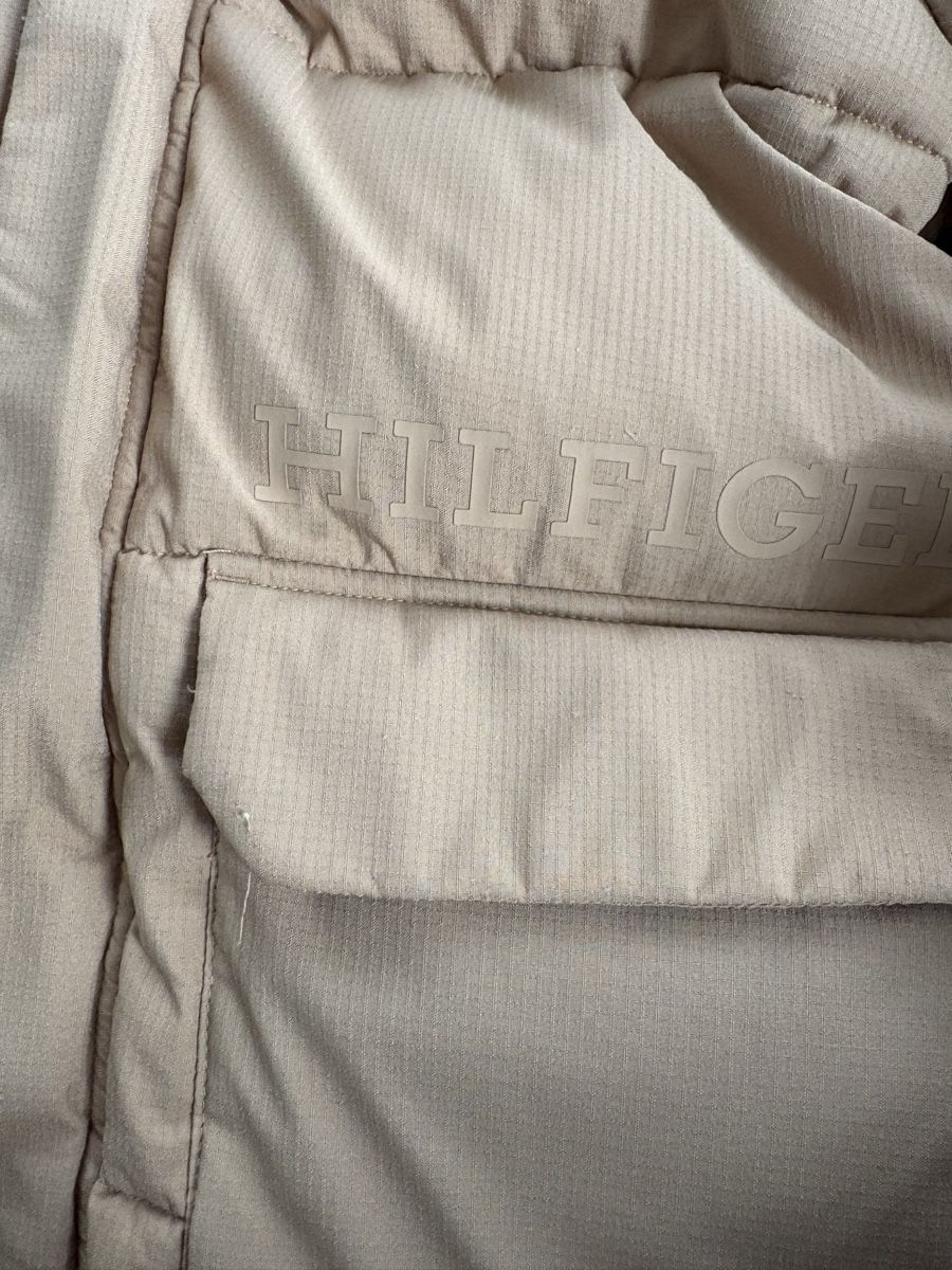 Tommy Hilfiger Lotti & Set di vestiti: Tommy Hilfiger Set 152 – Usato da Fehren venduto da Frischki 2