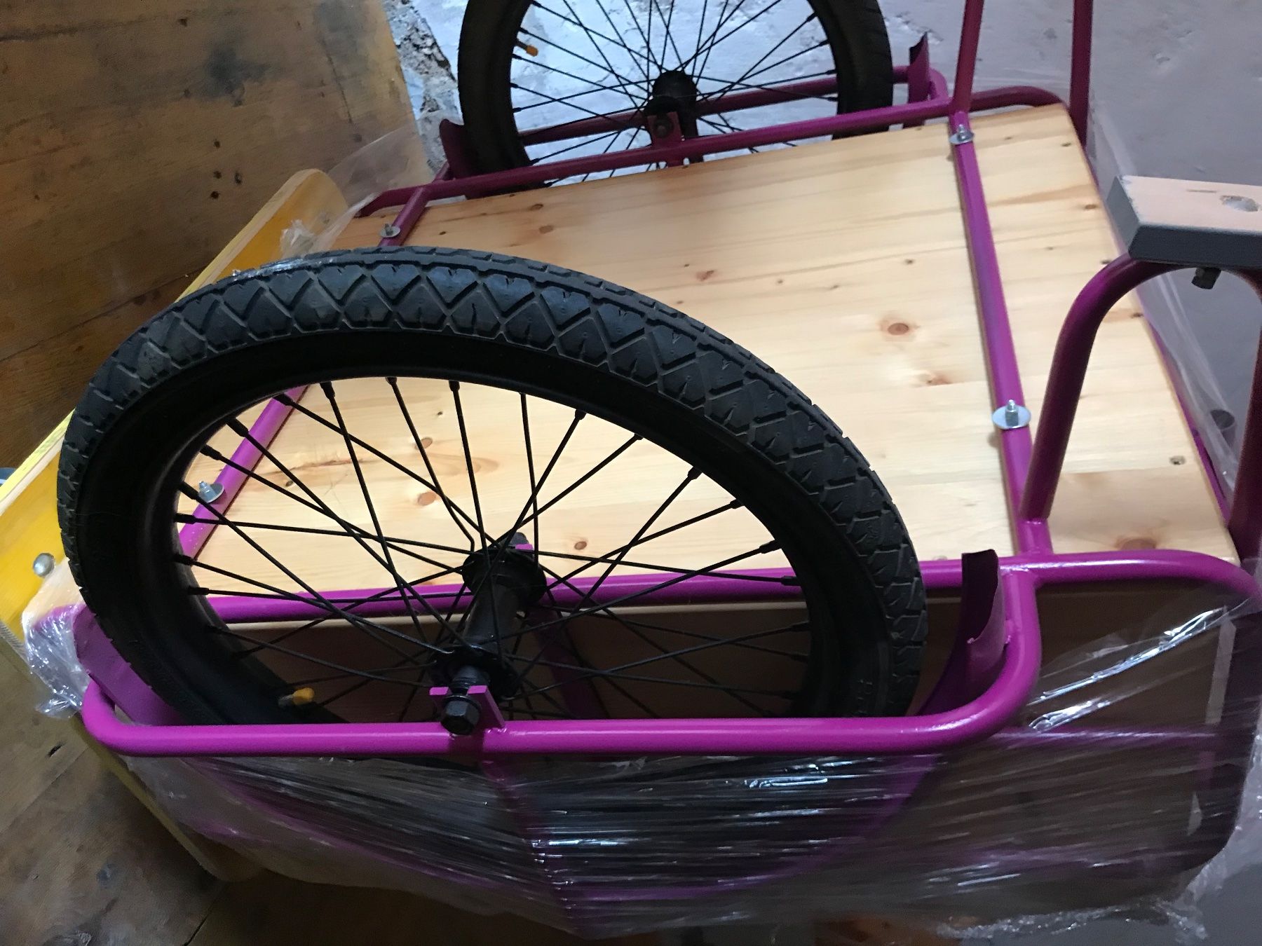 Rimorchi: Velo oder Arbeits Anhänger… – Nuovo (secondo la descrizione) da Wil ZH venduto da wil_2t2f 2