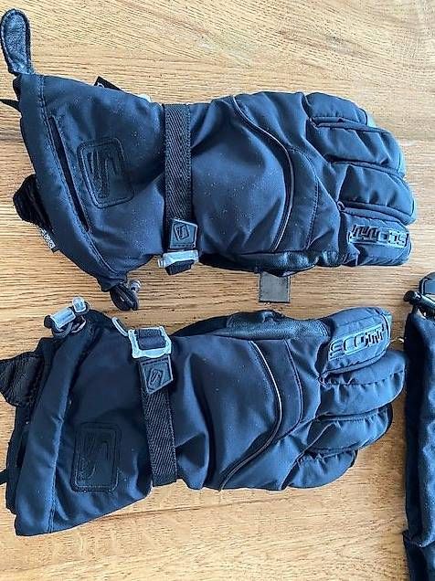 Handschuhe & Handstulpen: Handschuhe Scott – Gebraucht aus Ostermundigen von bau_h9wl