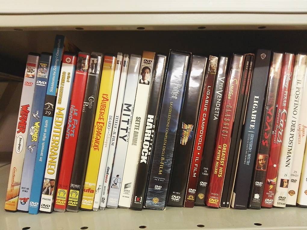 Tutti i DVDs: diverse DVD – Usato da Wohlen AG venduto da TheProf 4