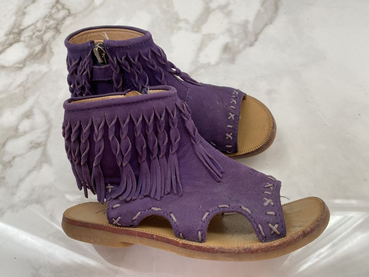 Pom d'Api Scarpe per ragazze: Lässige Ledersandalen Pom D’api Gr. 29 – Usato da Estavayer-le-Lac venduto da Mimmy02 1
