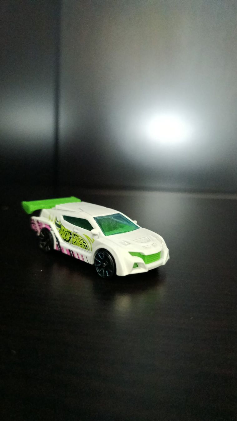 Hot Wheels Spielzeuge: 5 hotwheels autos – Gebraucht aus Allschwil von kir_7mf5 7