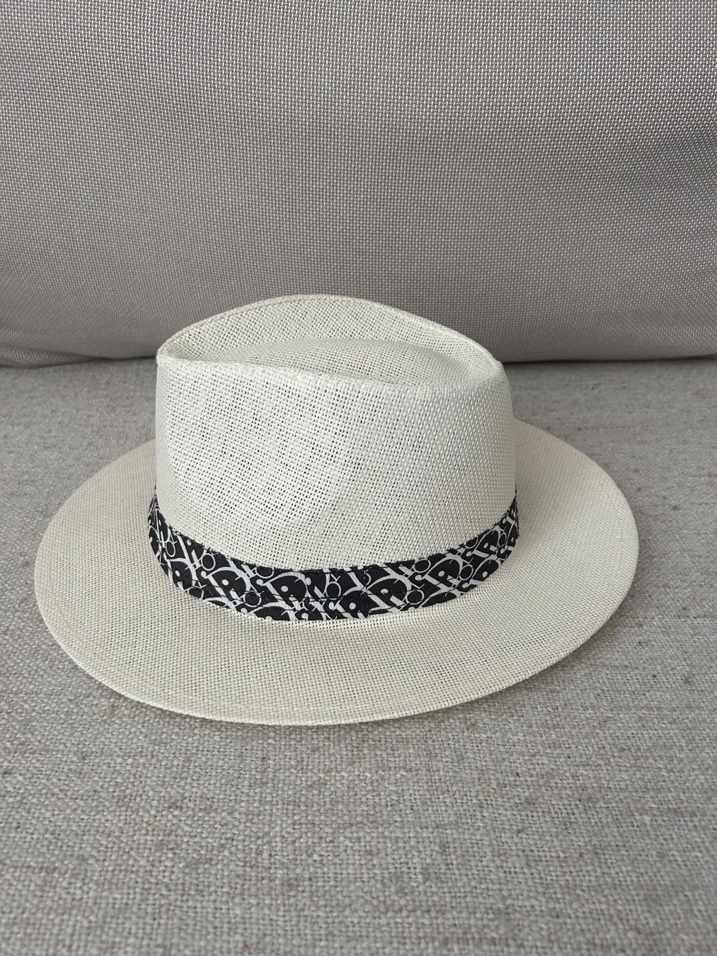 Chapeaux, bonnets & casquettes: Hut – D'occasion à Zürich par Yvo619