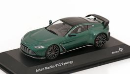 Aston Martin V12 Vantage Coupé 2022 dunkelgrün met. / matt-