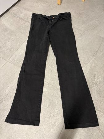 Jeans noir léger taille 38 ou M