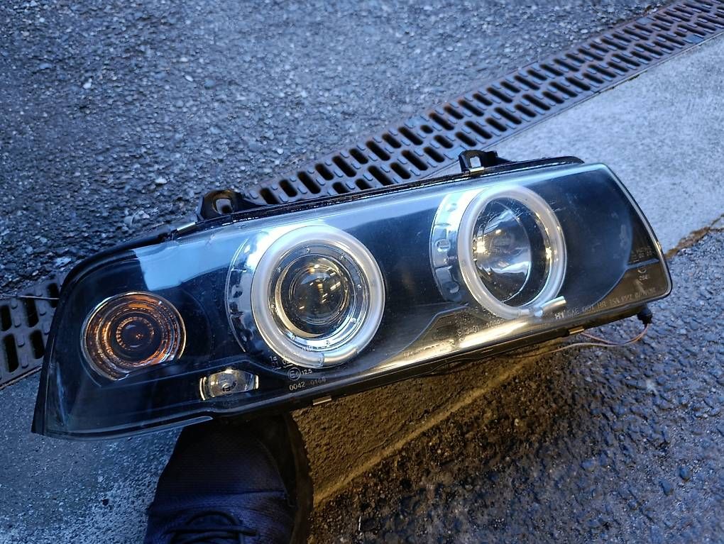 BMW Fari: BMW e36 coupe/cabrio Scheinwerfer mit Angeleyes – Usato da Domat/Ems venduto da Lorand_