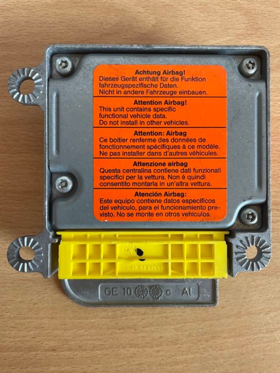 VW Tutti pezzi di ricambio auto: Airbag Sensor #202 VW 6Q0909605B – Usato da St.Gallen venduto da maierm01 1