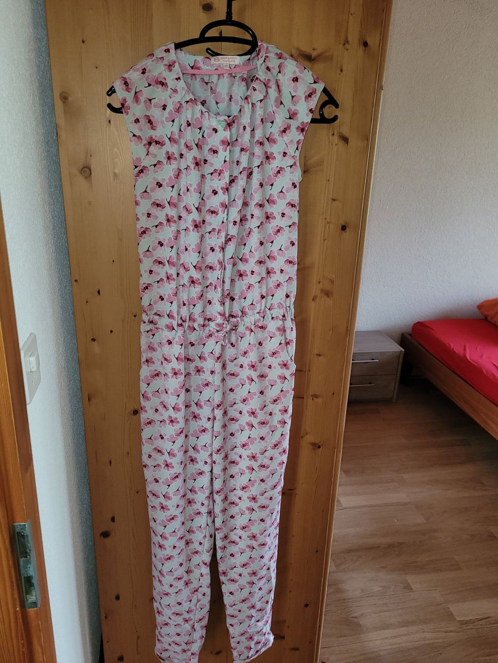 Tute: Mädchen Jumpsuit – Usato da Steffisburg venduto da Gismo49