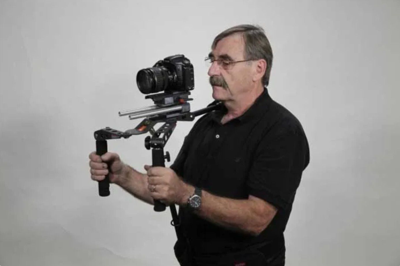 Altri Accessori: DVTEC MultiRig Stabilizer Pro – Schulterstütze – Usato da Zürich venduto da sunnyytro 2