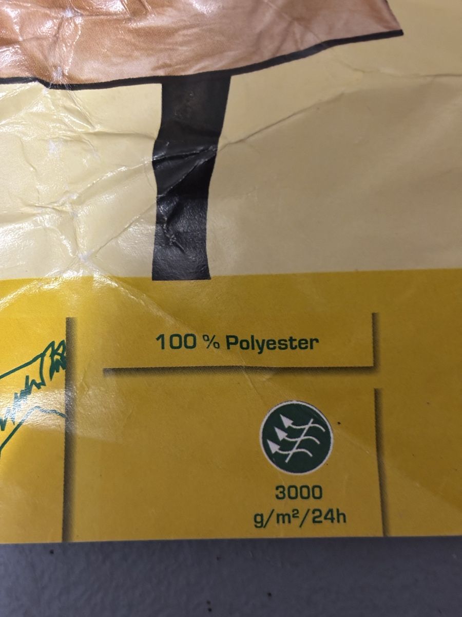 Coperte: Fliegendecke mit Halsteil, Grösse 145cm. Top Zustand! – Usato da Möriken AG venduto da Jamas76 2