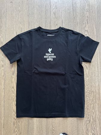 Upscale Studios T-Shirt, Schwarz, Motiv Justitia, Grösse S