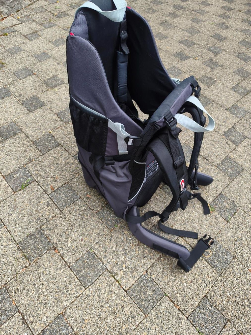 Marsupi portabebè: Kindertrage Rucksack mit Schutzdach – Nuovo (secondo la descrizione) da Lenzburg venduto da Moeli02 1