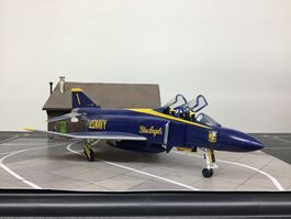 Modellflugzeug US Navy F-4 Phantom II Blue Angels 1:72 Metal