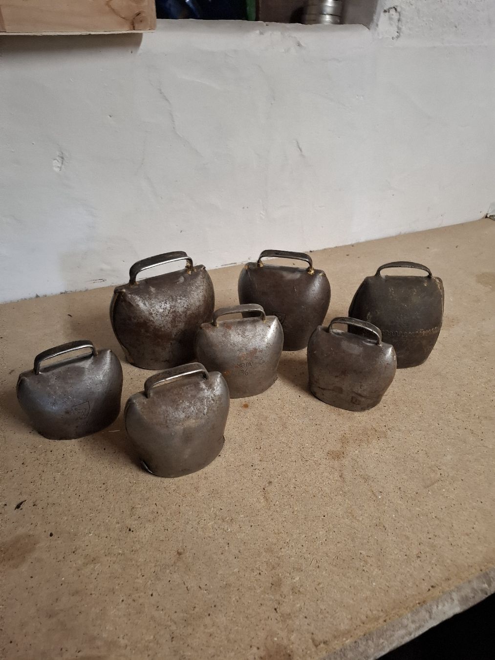 Cloches & sonnailles: cloches – D'occasion à Le Lieu par lalilalo