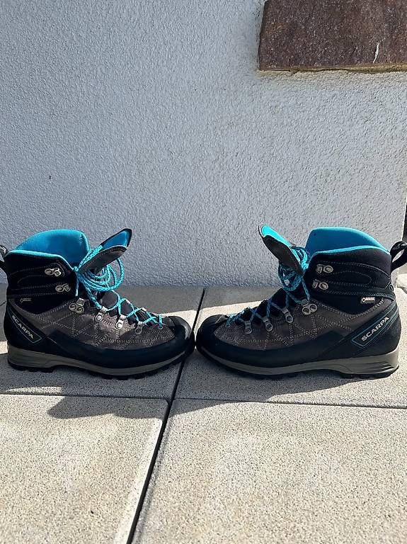Scarpa Scarpe da uomo: Chaussures de randonnée Scarpa R-Evolution GTX - taille 40 – Usato da Ovronnaz venduto da ddo_6lbf 1