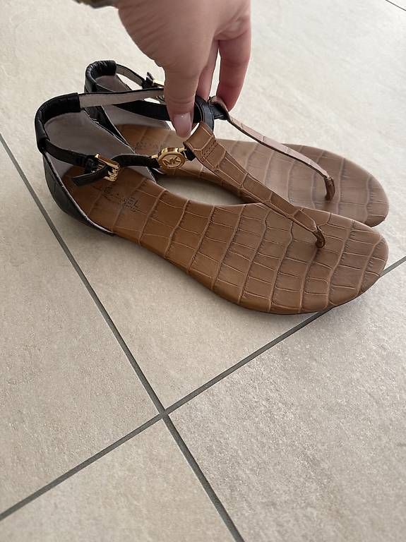 Chaussures femmes: Michael kors sandalen 38 – D'occasion à Koppigen par _f.n_