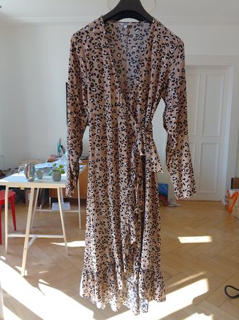 robe Leopold cache-coeur mbyM