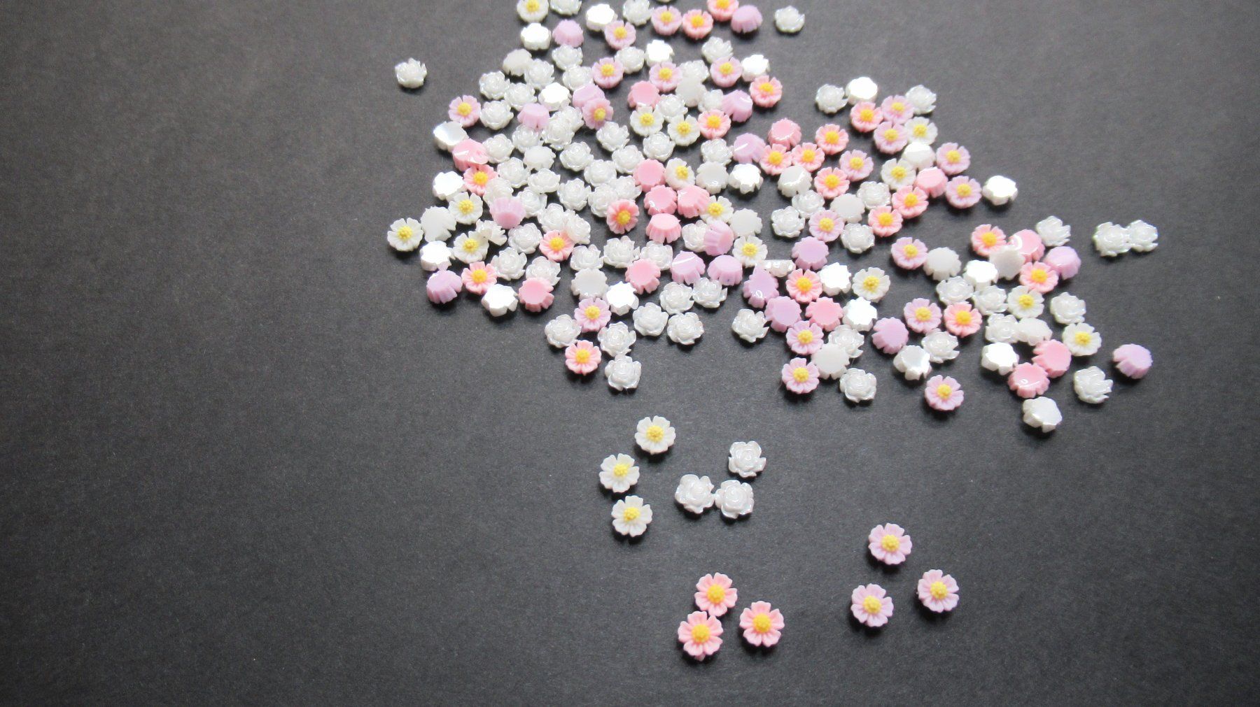 Kit bricolage: Blümchen klein farbig Deko basteln Blume – Nuovo e nell'imballaggio originale da Meisterschwanden venduto da TiSiBu59 2