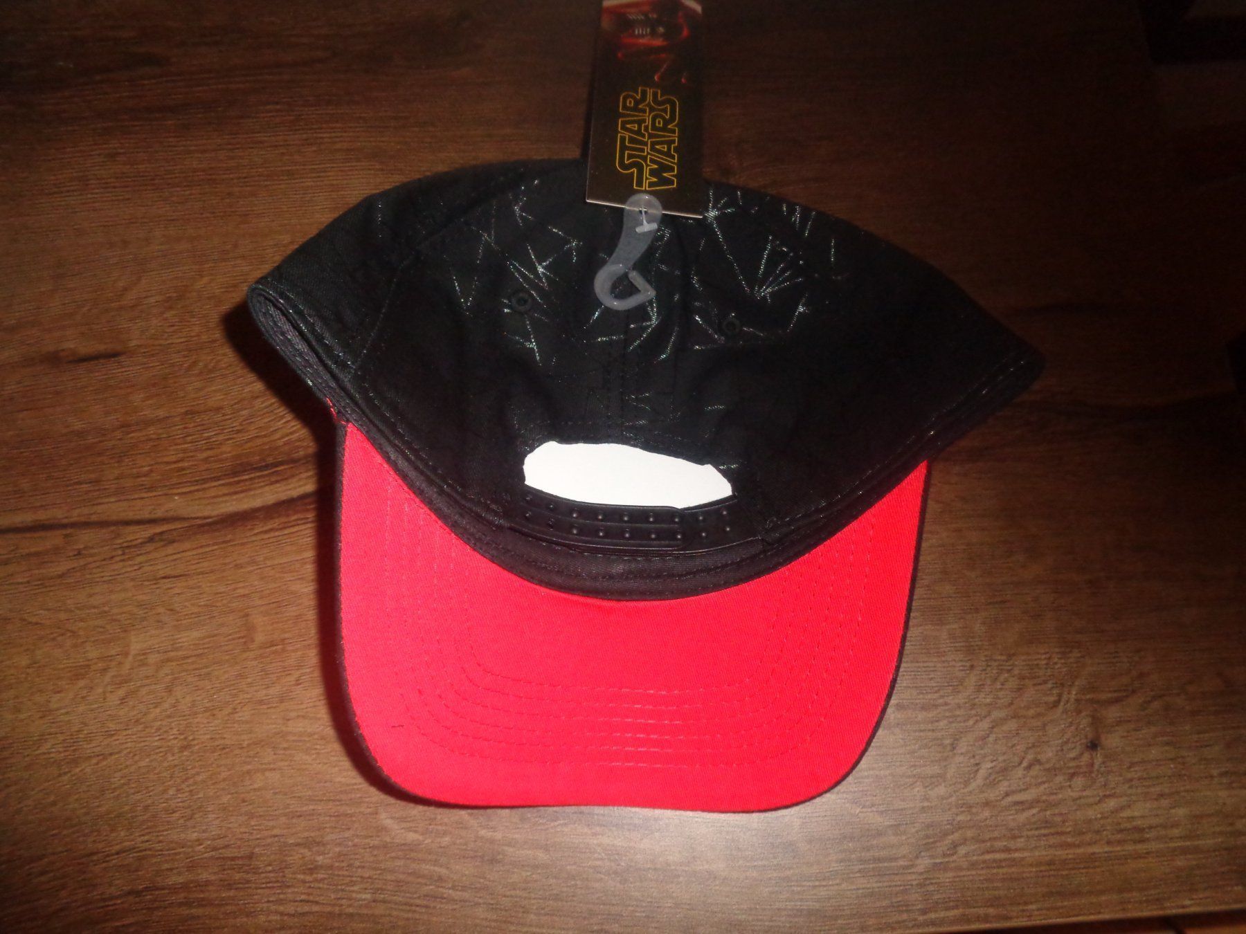 Autres vêtements & accessoires: Star Wars - Episode IX - Kylo Ren Adjustable Cap – Neuf avec emballage d'origine à Olten par Disc-Ausverkauf 1