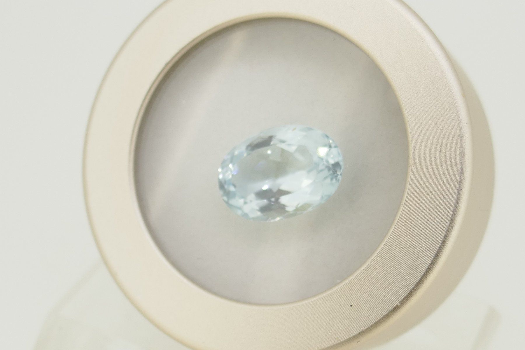 Pietre preziose: AQUAMARIN 5,91 Carat mit Expertise – Usato da Schaffhausen venduto da swisswatches-andmore 2