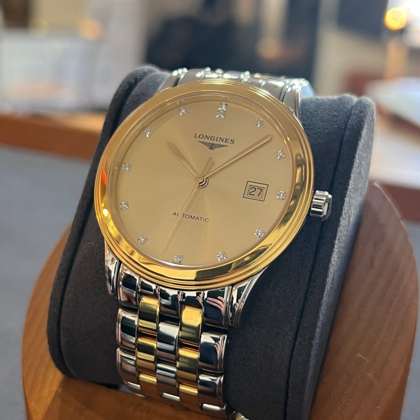 Longines Montres: FLASH SALE Longines Flagship Two-Tone Diamond Index L4.984.3 – D'occasion à Carouge GE par Watchaser 2