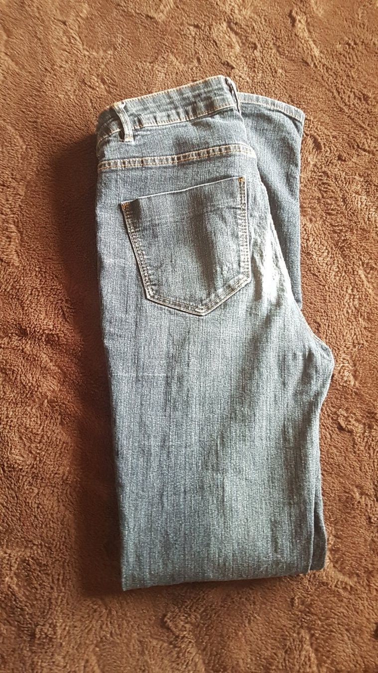 C&A Jeans: Pantalon jeans taille 36 marque C&A – Gebraucht aus Villiers von san_jn5w 5