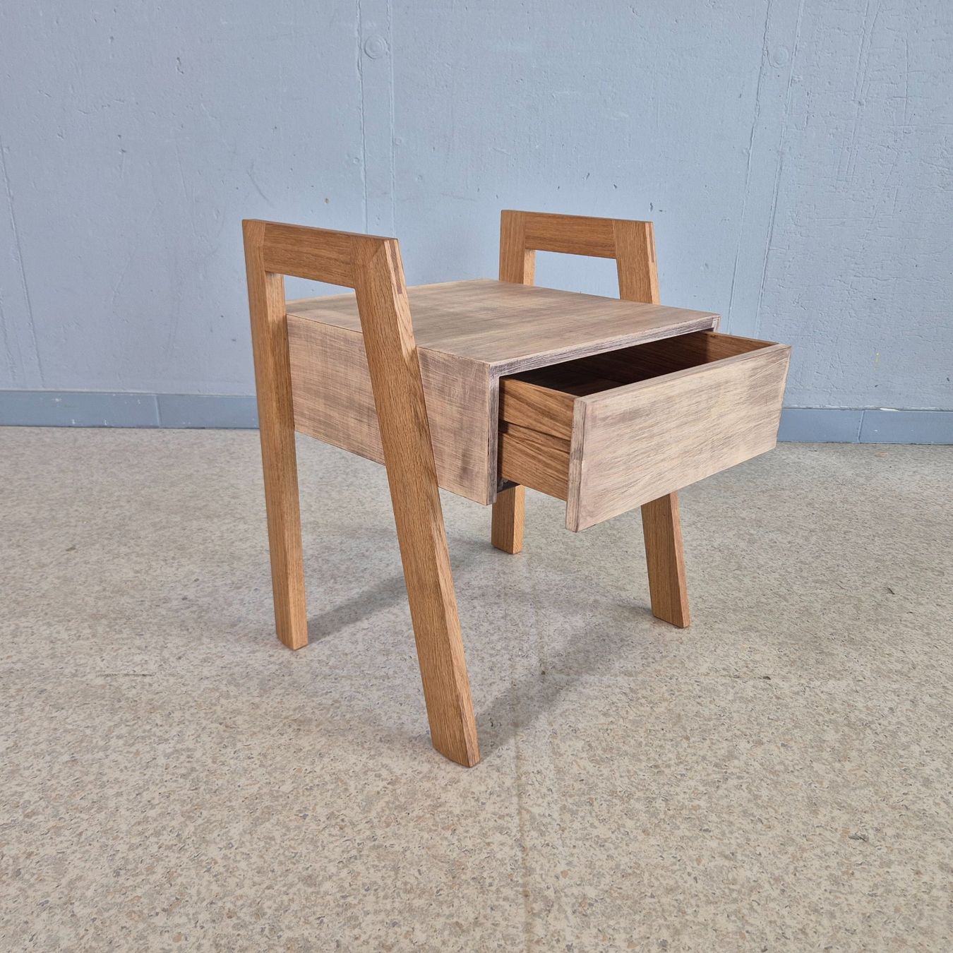 Nachttische: Night-Stand Nachttisch Schubladenkommode Holz Kommode – Gebraucht aus Nottwil von Wondewa-Shop 8