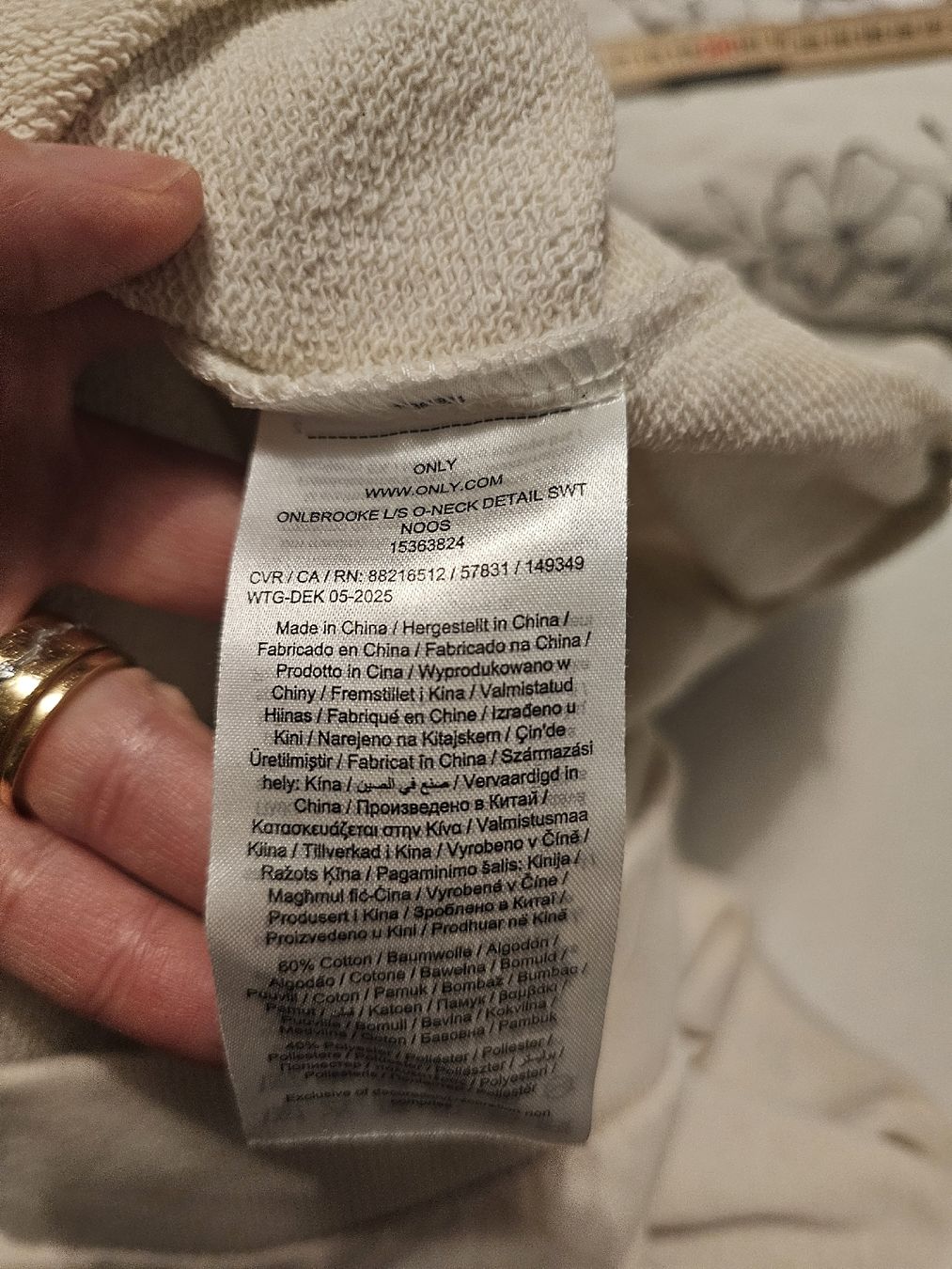 Only Maglioni & Felpe: Only Pullover / ONLBROOKE L/S O-Neck Details SWT NOOS – Usato da Boswil venduto da FabiienneM 5