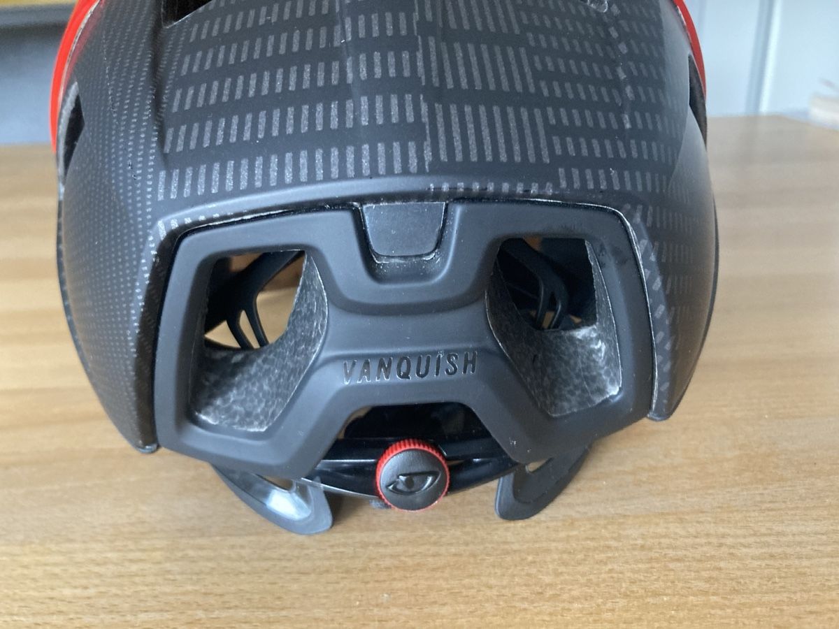 Giro Caschi: Rennvelo/Zeitfahrhelm Giro Mips – Usato da Laufenburg venduto da Dinli02 2