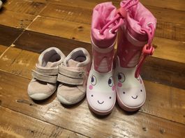 lot bottes de pluie et baskets taille 20