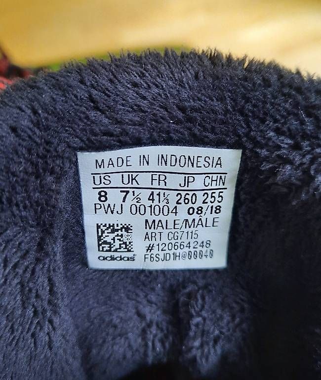 Adidas Herrenschuhe: Adidas Schuhe, Gr. 41 1/3 – Gebraucht aus Wallisellen von denisepe 1