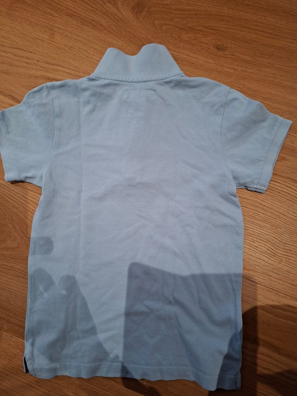 H&M Camicie, T-shirt & Polo: Poloshirt, hellblau, Gr. 122-128 – Usato da Niederweningen venduto da gra_7npt 2