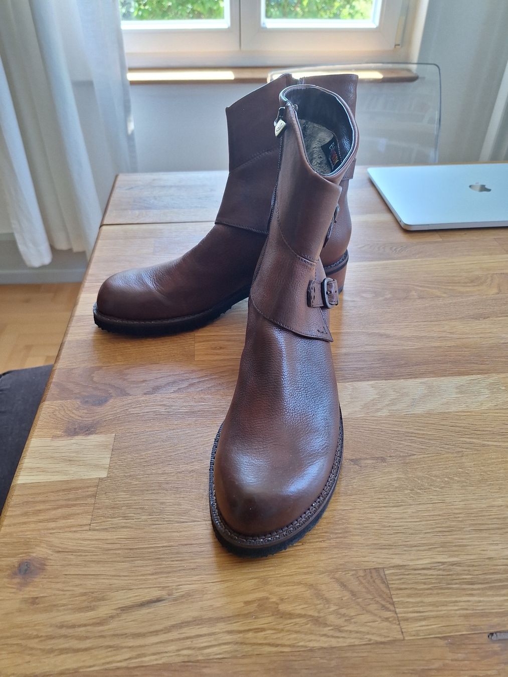 Scarpe da donna: Everybody Design-Stieflette – Nuovo (secondo la descrizione) da Läufelfingen venduto da tempting