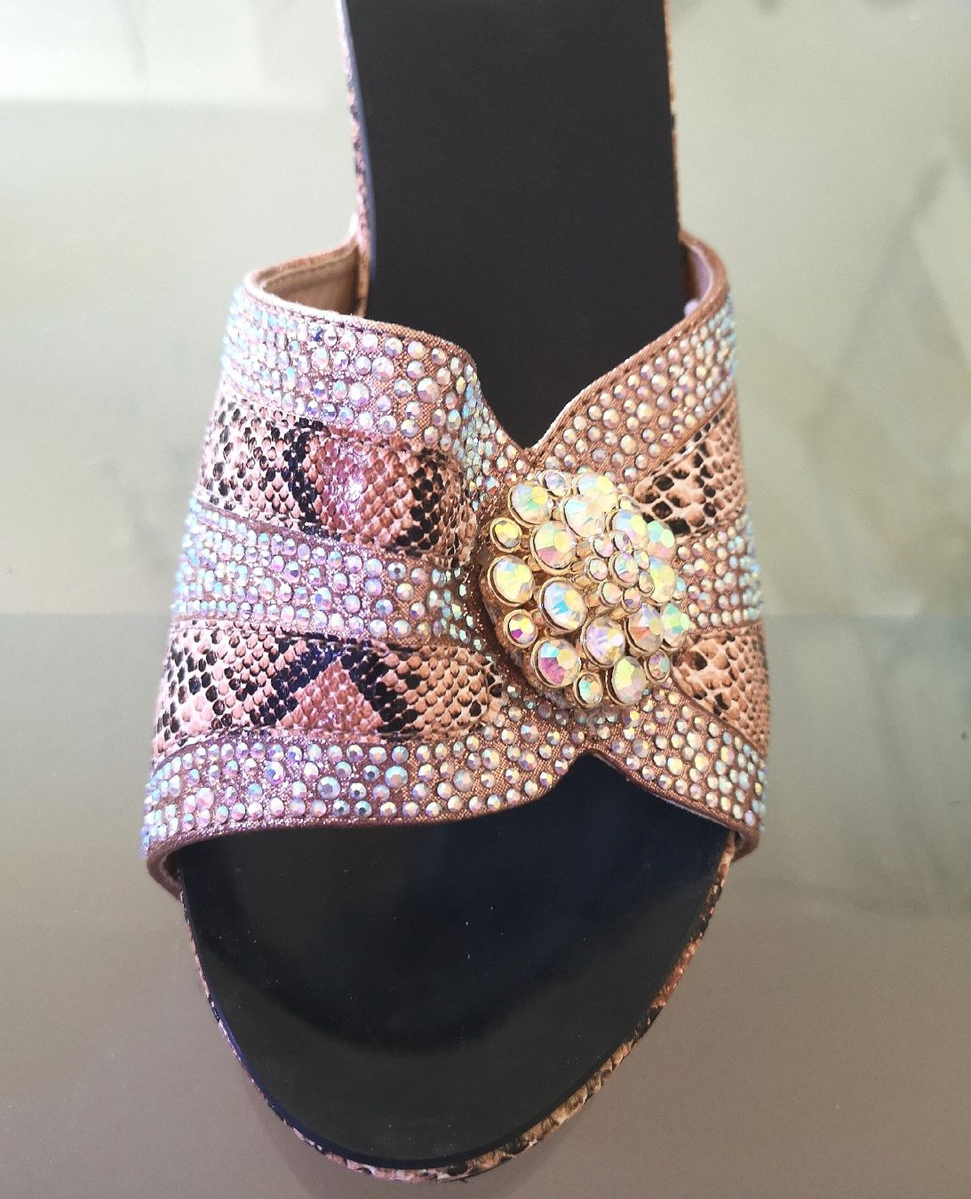 Scarpe da donna: modische Sommerschuhe Gr. 40 - Spendenaktion – Nuovo (secondo la descrizione) da Unterkulm venduto da Beljasch 3
