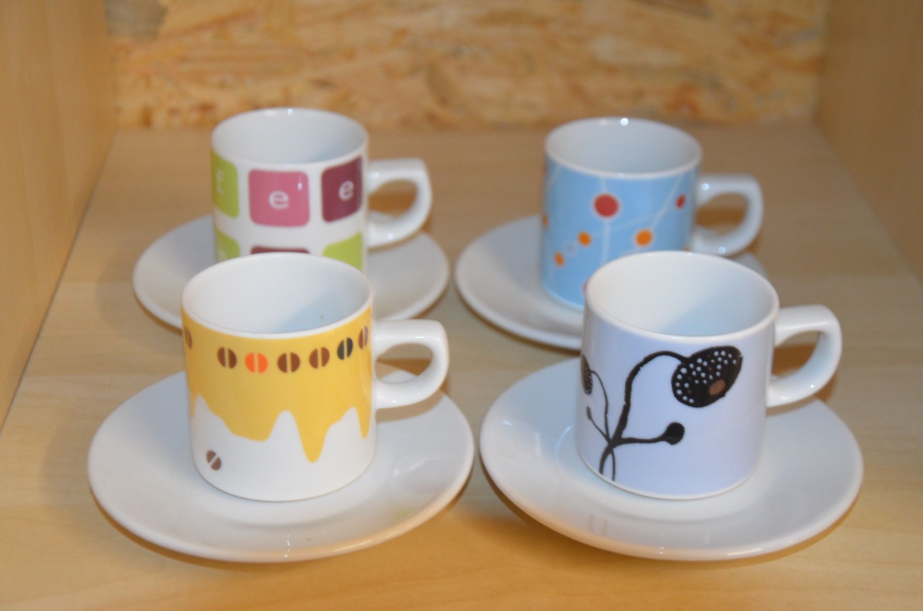 Tazze: 4 STUCK - ESPRESSO TASSE – Usato da Chiasso venduto da Dolly015
