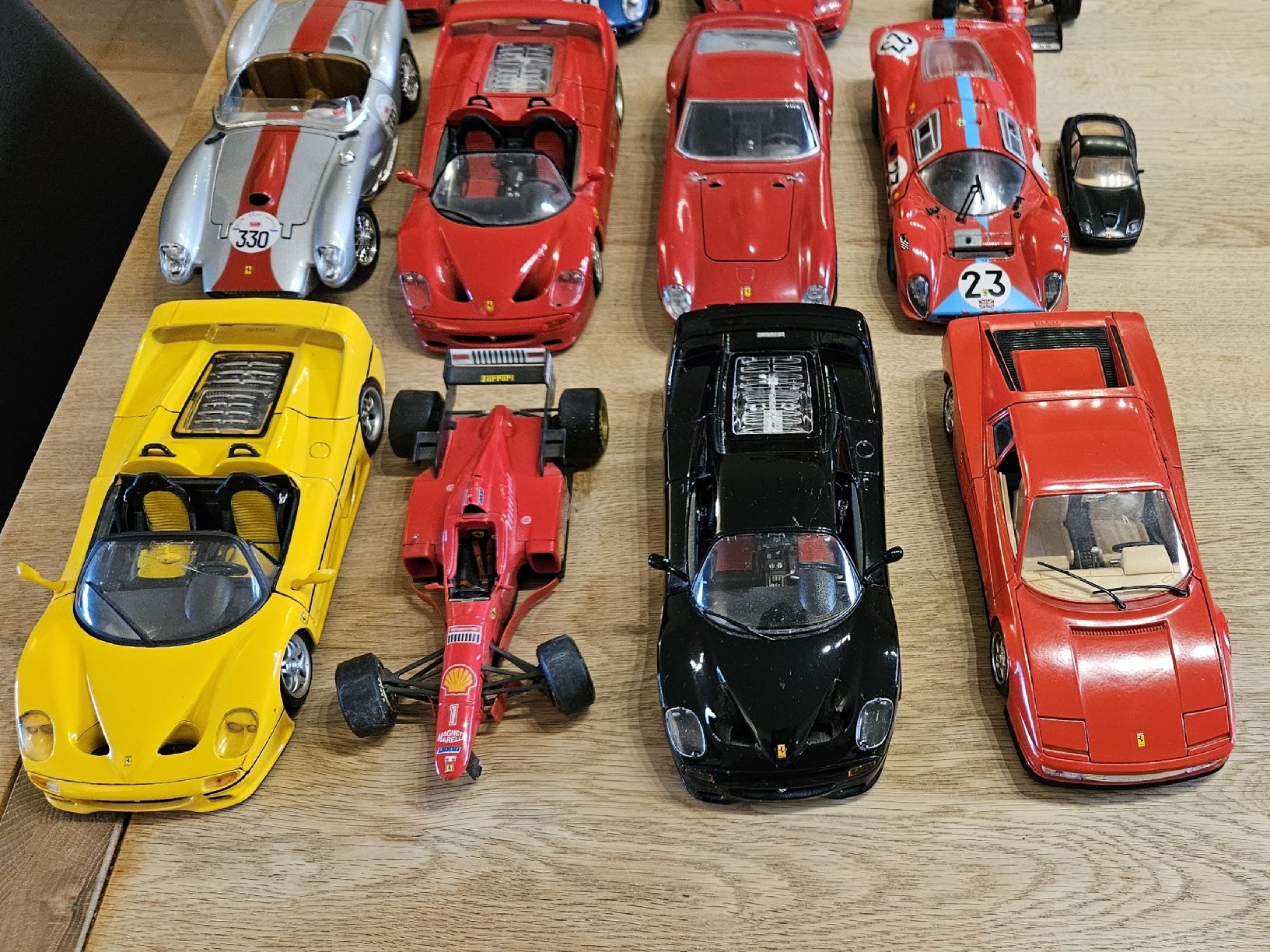 Ferrari Modellautos: Ferrari Modellautos – Neu (gemäss Beschreibung) aus Oberrieden von adr_jv9g 1