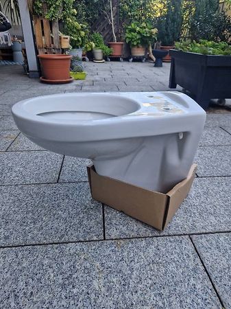 WC sospeso Ideal Standard bianco + kit montaggio nuovo